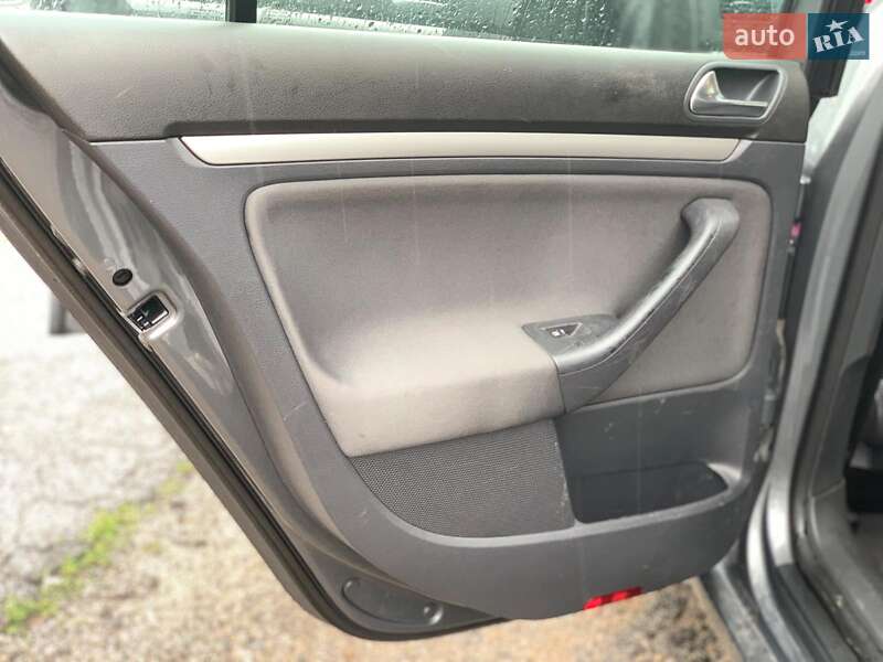 Хэтчбек Volkswagen Golf 2005 в Виннице фото 21 Хэтчбек Volkswagen Golf 2005 в Виннице