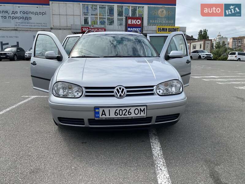 Універсал Volkswagen Golf 2006 в Вишгороді