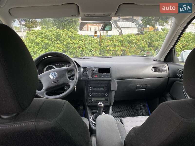 Універсал Volkswagen Golf 2006 в Вишгороді