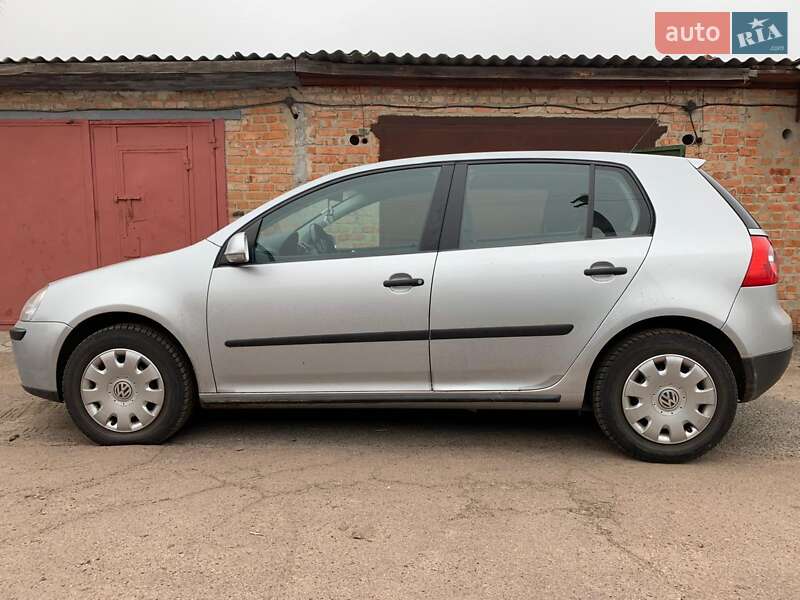 Хэтчбек Volkswagen Golf 2007 в Нежине