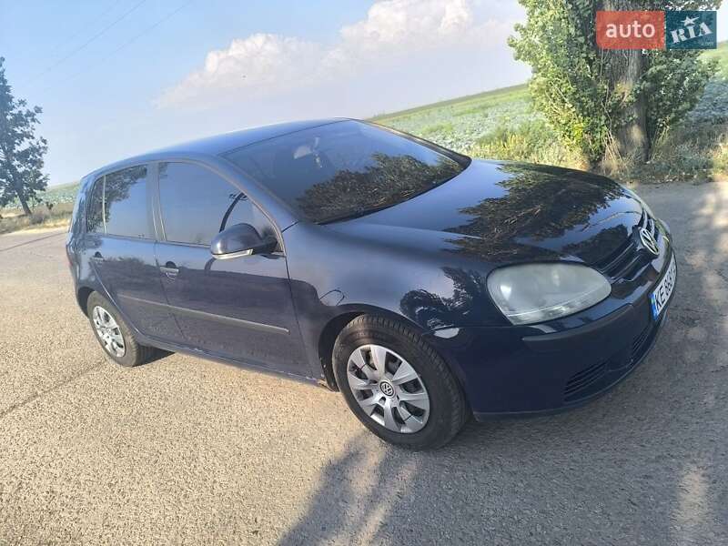 Volkswagen Golf 2004