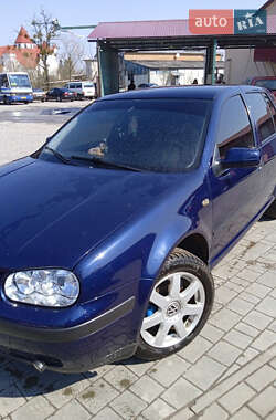 Хэтчбек Volkswagen Golf 1999 в Бродах