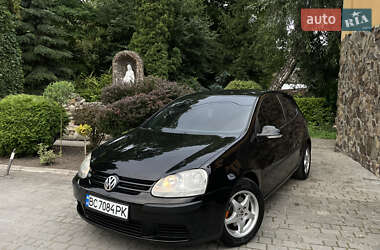 Хетчбек Volkswagen Golf 2004 в Львові
