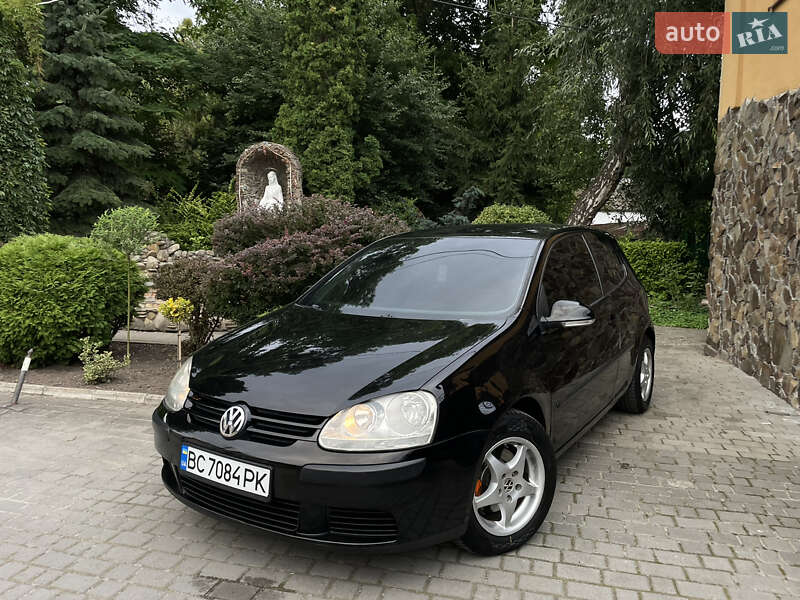 Volkswagen Golf 2004