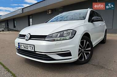 Универсал Volkswagen Golf 2020 в Львове