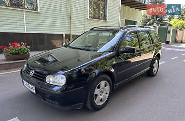 Універсал Volkswagen Golf 2003 в Києві