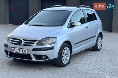 Хетчбек Volkswagen Golf 2005 в Івано-Франківську
