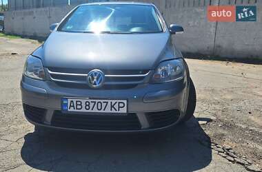 Хетчбек Volkswagen Golf 2005 в Вінниці