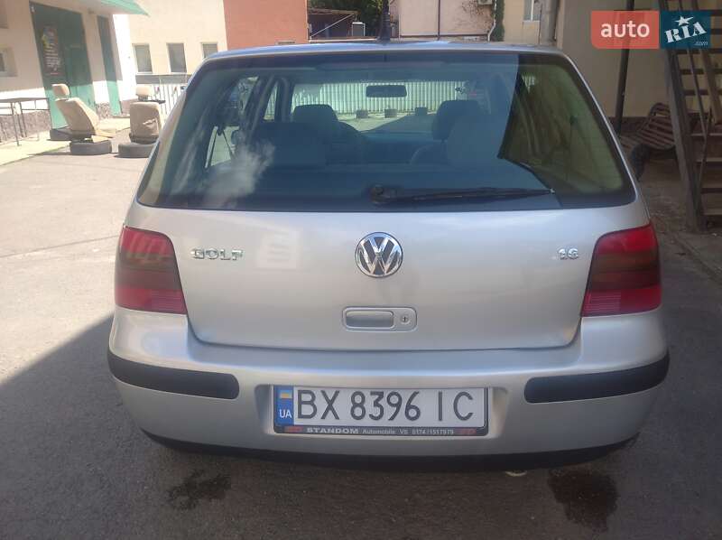 Хетчбек Volkswagen Golf 2002 в Кам'янець-Подільському