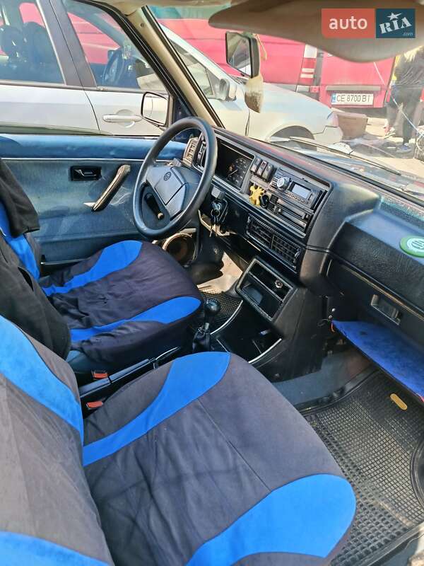 Хетчбек Volkswagen Golf 1988 в Чернівцях