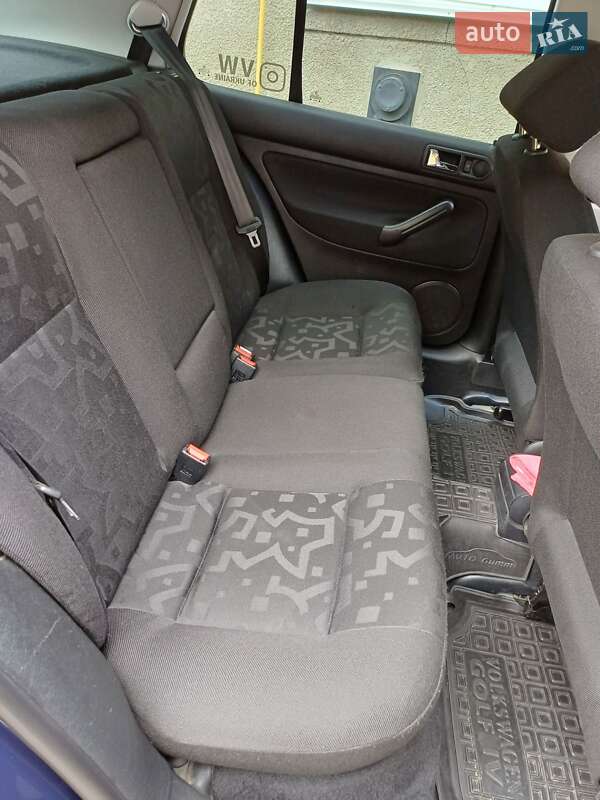 Хетчбек Volkswagen Golf 1999 в Хмельницькому