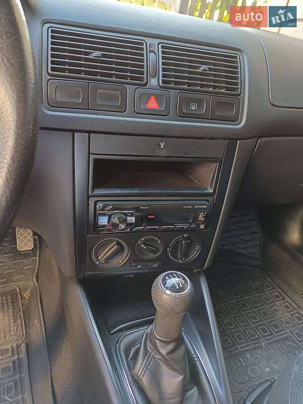 Хетчбек Volkswagen Golf 1999 в Хмельницькому