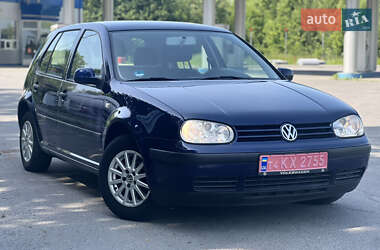 Хетчбек Volkswagen Golf 2001 в Старокостянтинові