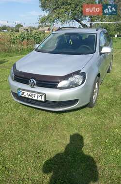 Универсал Volkswagen Golf 2012 в Остроге