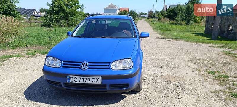 Volkswagen Golf 2002