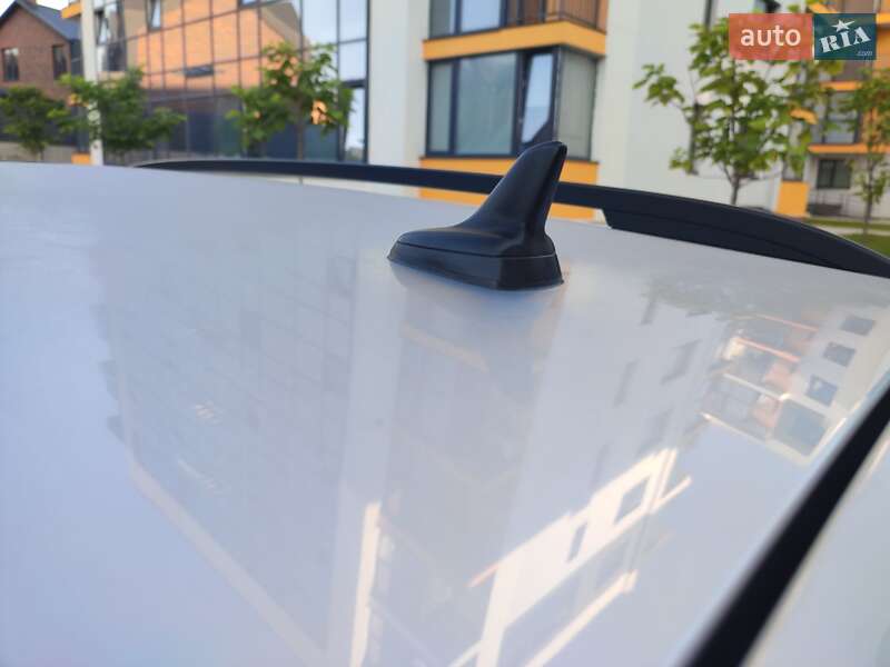 Універсал Volkswagen Golf 2015 в Вінниці