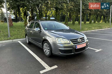 Універсал Volkswagen Golf 2008 в Рівному