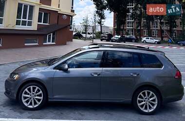 Универсал Volkswagen Golf 2015 в Софиевской Борщаговке