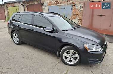 Универсал Volkswagen Golf 2015 в Полтаве
