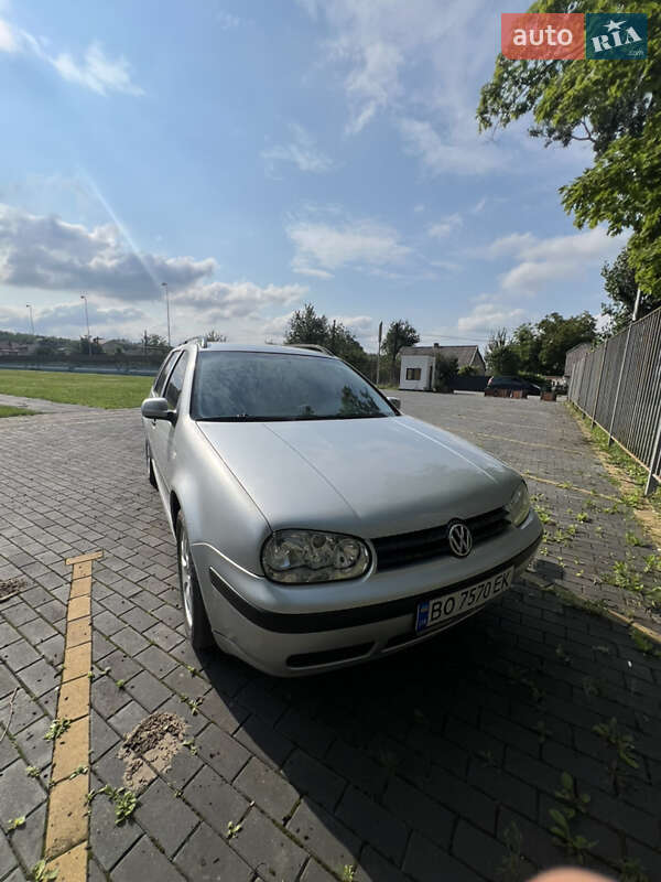 Volkswagen Golf 2005