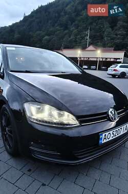Хетчбек Volkswagen Golf 2013 в Івано-Франківську