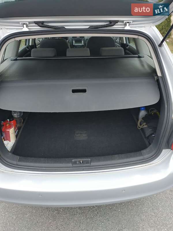 Універсал Volkswagen Golf 2008 в Дніпрі