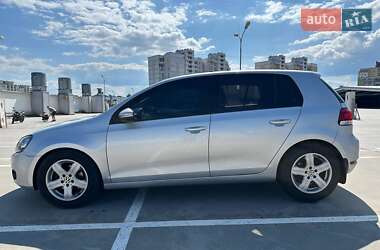 Хетчбек Volkswagen Golf 2010 в Києві