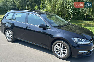 Універсал Volkswagen Golf 2019 в Івано-Франківську