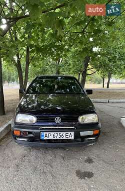 Хетчбек Volkswagen Golf 1995 в Запоріжжі
