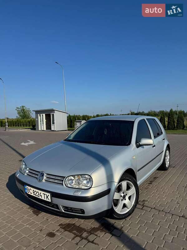 Volkswagen Golf 2000
