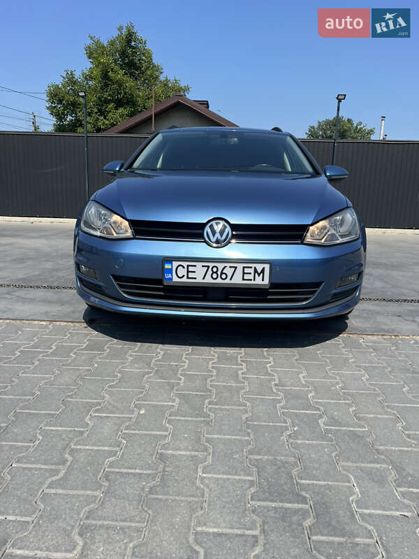 Універсал Volkswagen Golf 2015 в Чернівцях