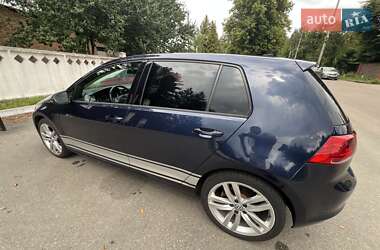 Хэтчбек Volkswagen Golf 2014 в 