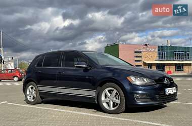 Хетчбек Volkswagen Golf 2014 в Києві
