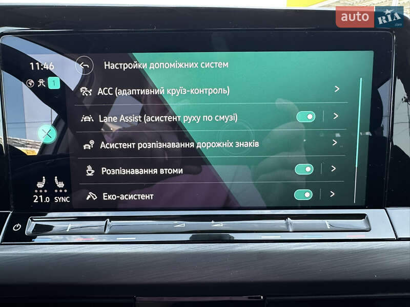 Універсал Volkswagen Golf 2021 в Луцьку