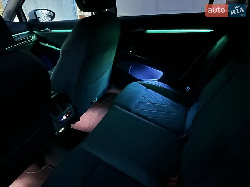 Універсал Volkswagen Golf 2021 в Луцьку