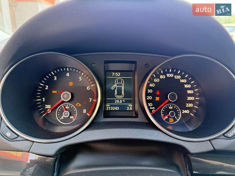 Хэтчбек Volkswagen Golf 2009 в Каменец-Подольском