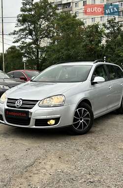 Универсал Volkswagen Golf 2008 в Сумах