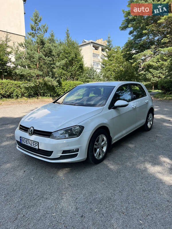 Volkswagen Golf 2014