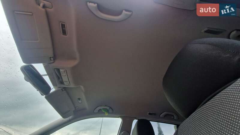 Хетчбек Volkswagen Golf 2003 в Коростені