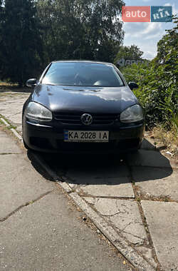 Хэтчбек Volkswagen Golf 2006 в Кривом Роге