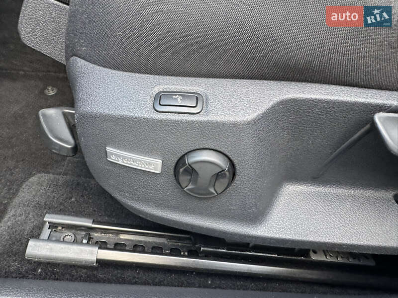 Універсал Volkswagen Golf 2018 в Києві