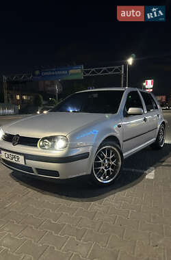 Хетчбек Volkswagen Golf 2000 в Крюківщині