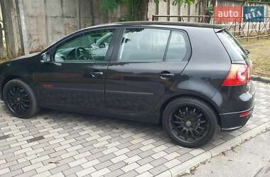 Хетчбек Volkswagen Golf 2005 в Лубнах