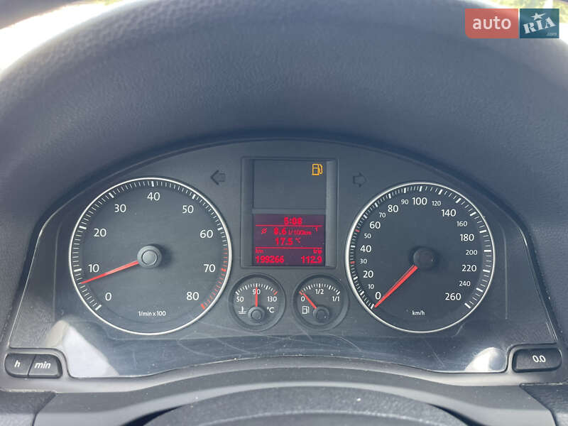 Універсал Volkswagen Golf 2009 в Луцьку