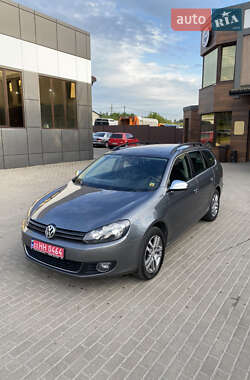 Універсал Volkswagen Golf 2011 в Рівному