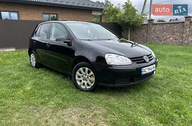 Хэтчбек Volkswagen Golf 2008 в Камне-Каширском