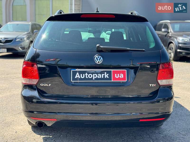 Універсал Volkswagen Golf 2011 в Вінниці