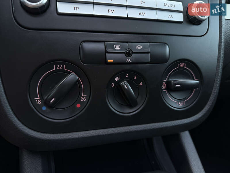 Універсал Volkswagen Golf 2007 в Полтаві