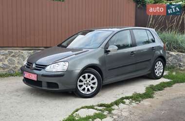 Хэтчбек Volkswagen Golf 2005 в Полтаве
