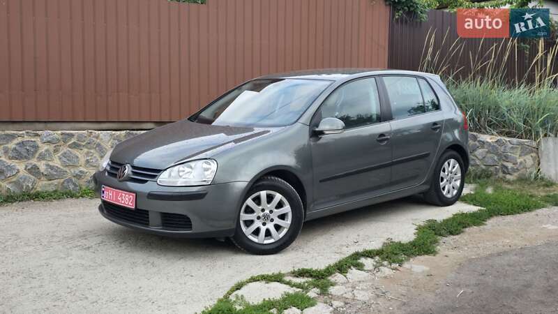 Volkswagen Golf 2005